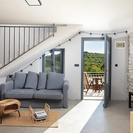 Villa Stanza Campitelli For Up To 21 People In Istria With Private Pool And Pet Friendly Bale