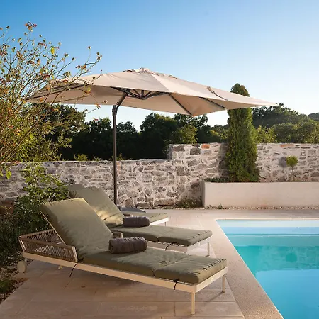 Villa Stanza Campitelli For Up To 21 People In Istria With Private Pool And Pet Friendly Bale